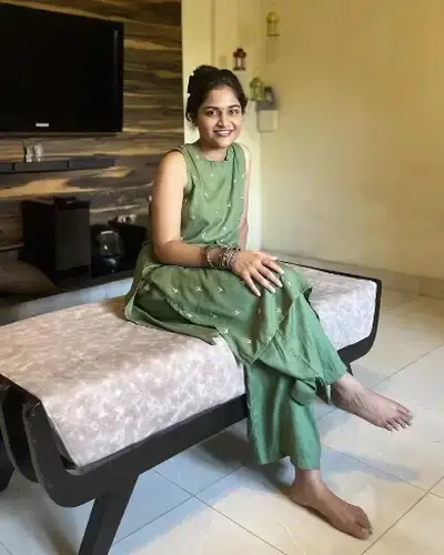 Hangal Call Girls